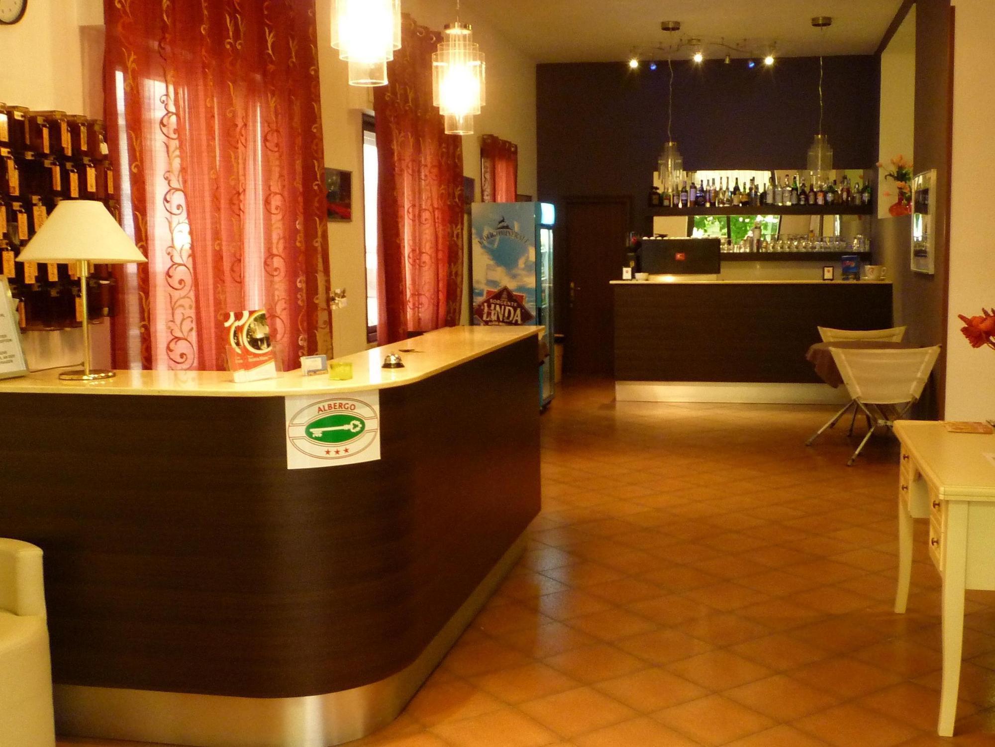 Avana Mare - Pranzo E Cena A Buffet Eat Hotel Rimini