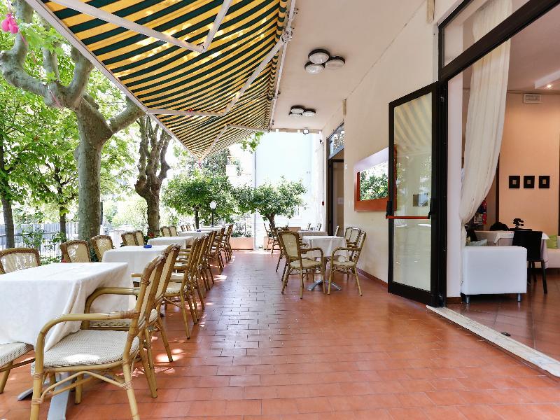 Hotel Avana Mare - Pranzo E Cena A Buffet Eat Rimini