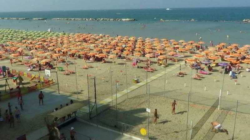 Avana Mare - Pranzo E Cena A Buffet Eat 3* Rimini