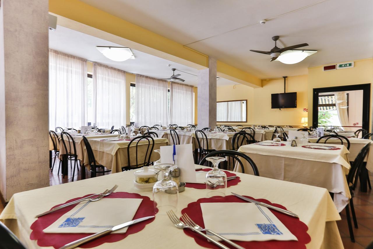 Avana Mare - Pranzo E Cena A Buffet Eat 3* Rimini